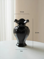 Rüschige Keramikvase - Gotisch Schwarz