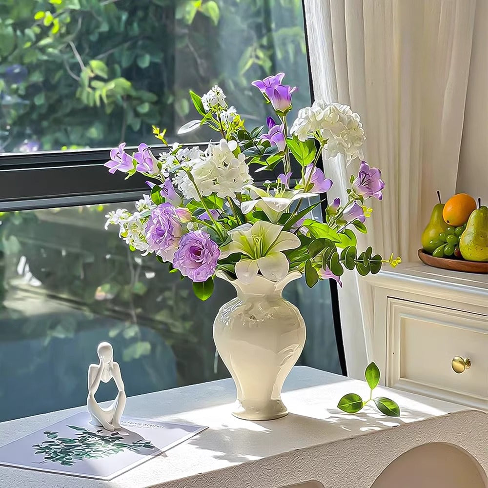 Serene Lavender Blossom Tabletop konstgjord blomsterarrangemang