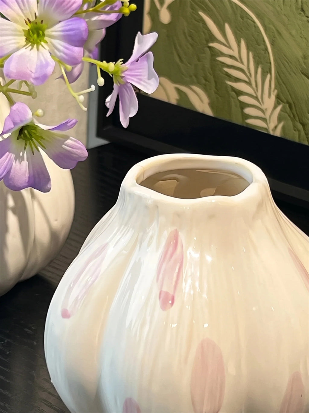 ソフトラベンダー オキザリス フェイクフラワーアレンジメント（花瓶付き）