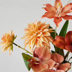 Composition florale fausse Ensemble luxe orchidée et dahlia terre cuite