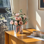 Staubige Rose & Eukalyptus-Hug-Eimer Kunstblumenarrangement