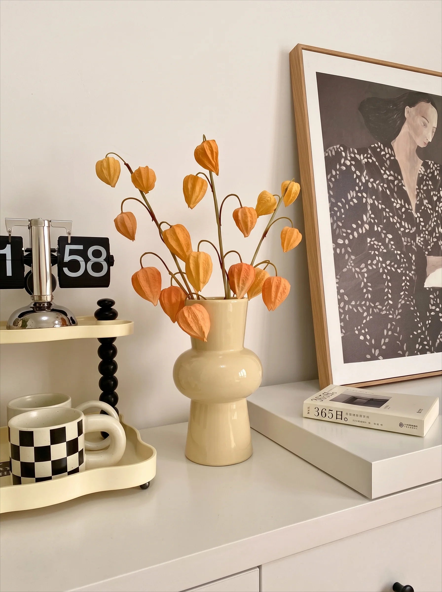 Konstgjord physalisblomarrangemang - Ljus orange (3 stjälkar)