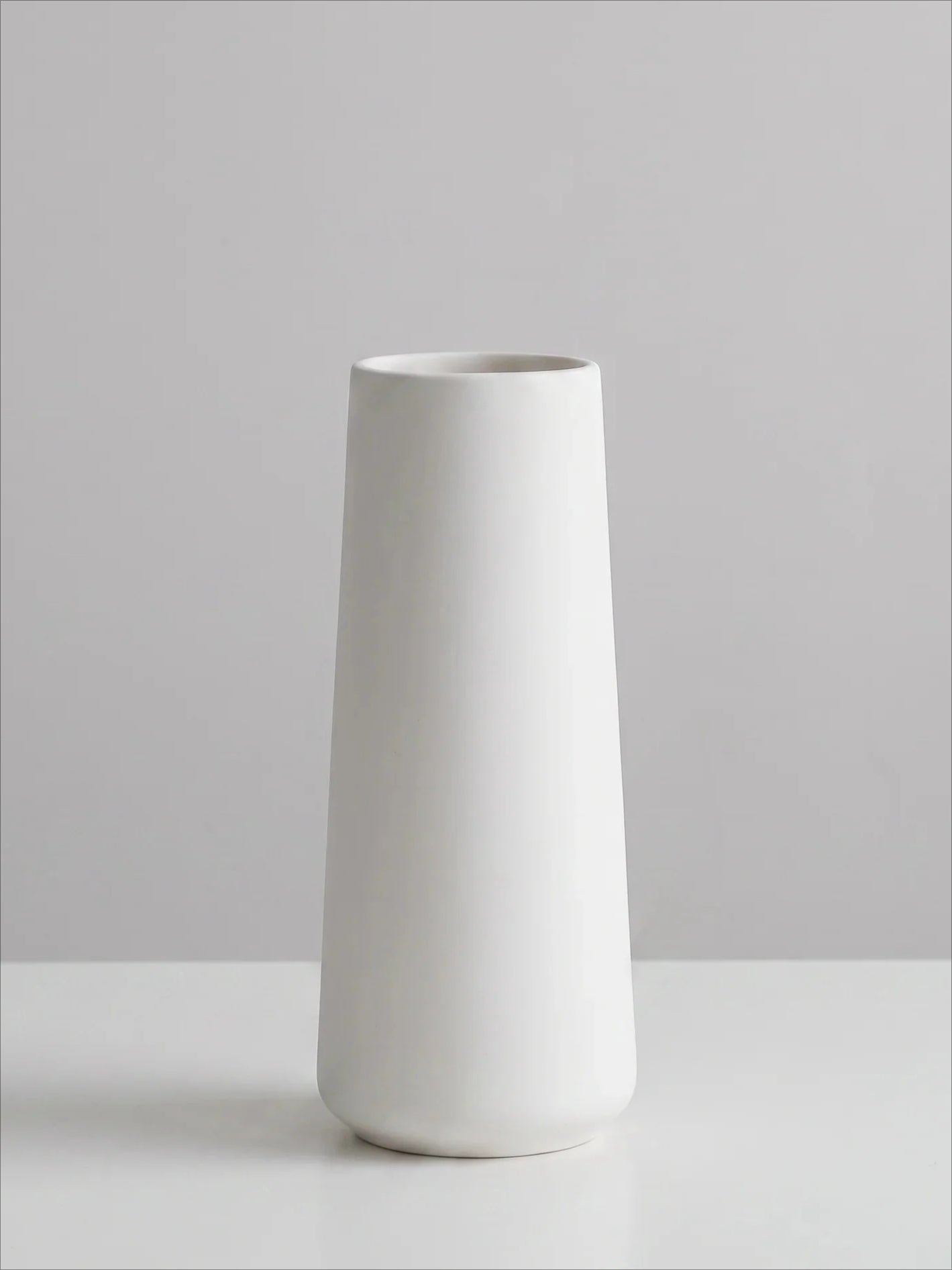 Minimalist Tapered Vase - Matte White