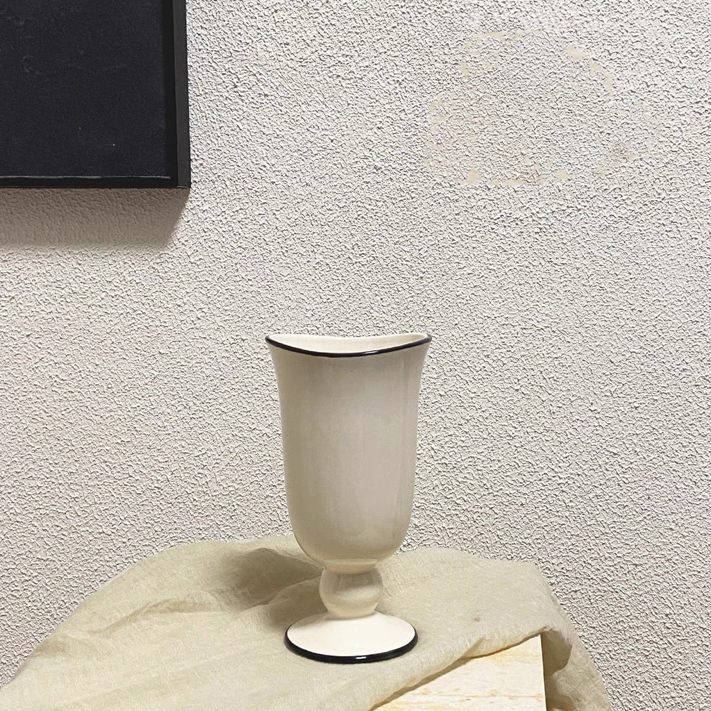 Scalloped Rim Vase - Creamy White
