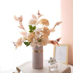 フェイクチューリップアレンジメント - ホワイト（茎10本 / 花10個）