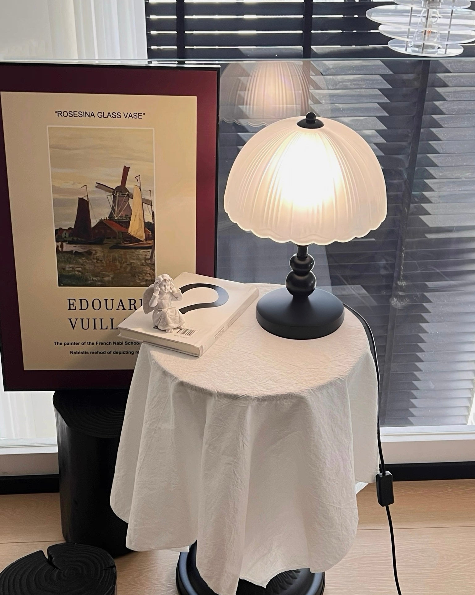 Vintage Ribbed Frosted Glass Table Lamp with Matte Black Metal Base