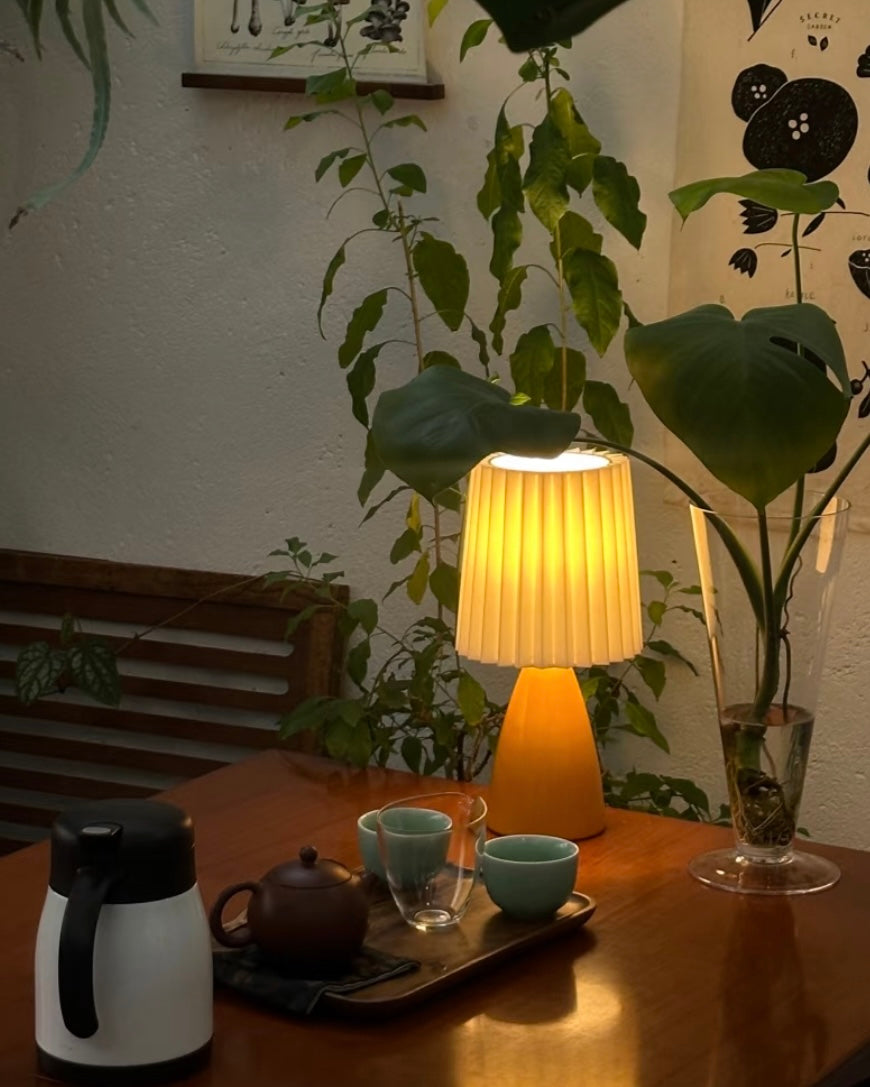 Nordic Retro Pleated Fabric Table Lamp with Amber Ceramic Base