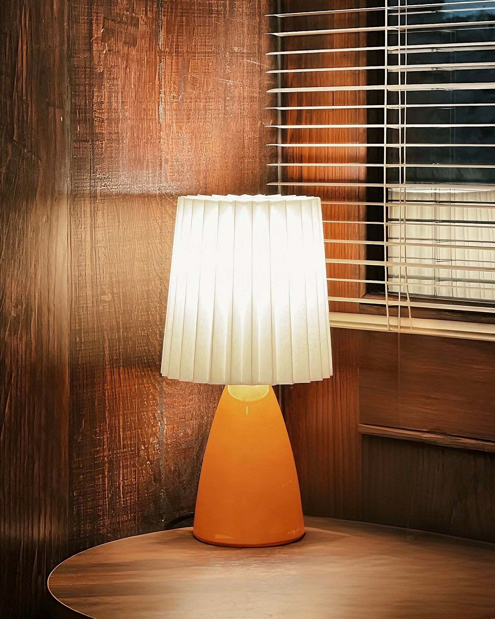 Nordic Retro Pleated Fabric Table Lamp with Amber Ceramic Base