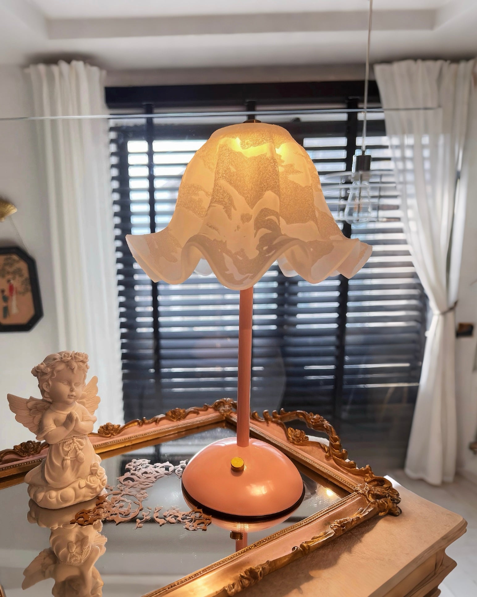 Romantic Floral Ruffled Glass Table Lamp with Blush Pink Metal Base