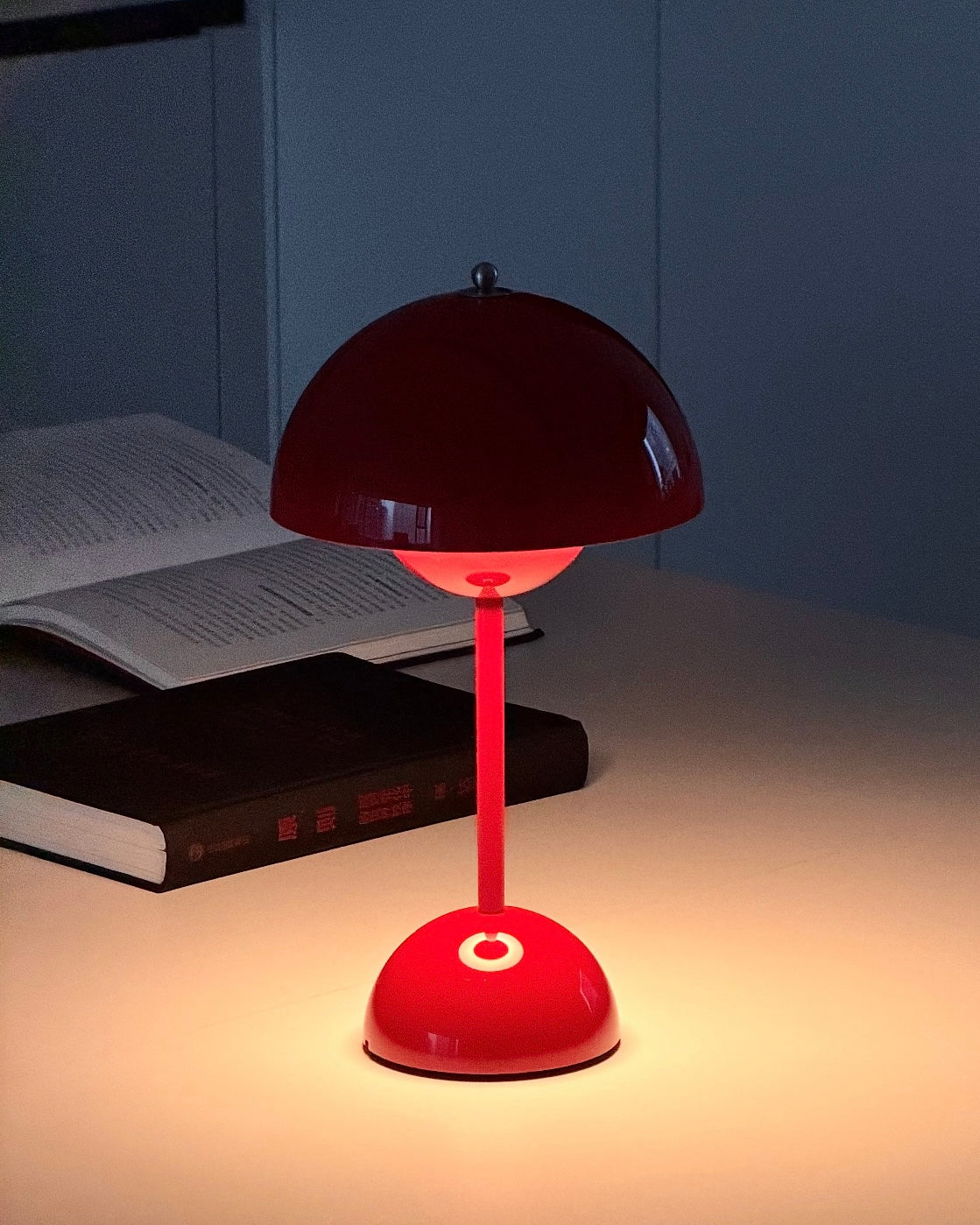 Modern Minimalist Dome Metal Table Lamp with Solid Color Base