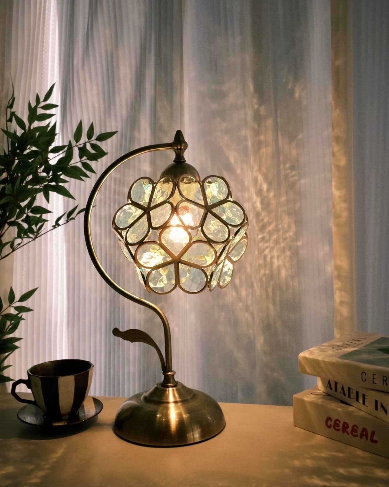 Whispering Clover: Artisan Stained Glass and Brass Table Lamp