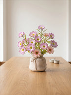 Cremige Flieder-Gänseblumenbrise Kunstblumenarrangement