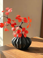 Orientalisches Luxus-Karmesinrotes Blatt Skulpturales Kunstblumenarrangement  