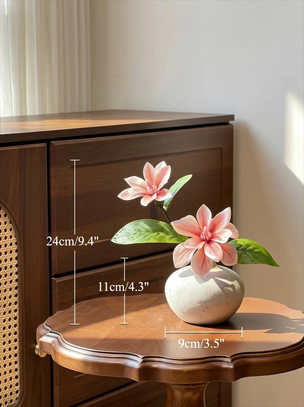 Ruhiges Blush-Magnolien Skulpturales Kunstblumenarrangement  