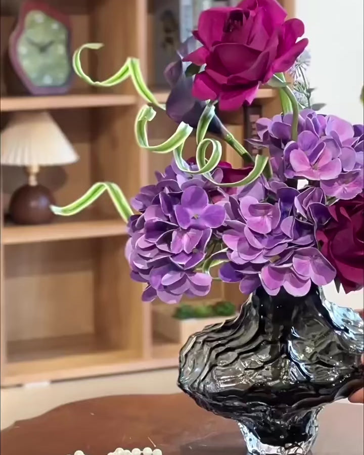 Arrangement floral artificiel Hortensia et Rose Violet Sombre