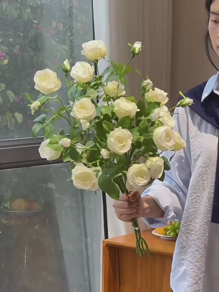 Luxurious Romantic White Starry Rose Artificial Floral Arrangement