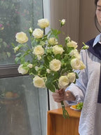 Luxurious Romantic White Starry Rose Artificial Floral Arrangement